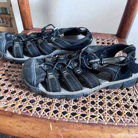 Men's Croft and Barrow, Closed Toe Sandal, Black, 8 - Picture 2 of 7